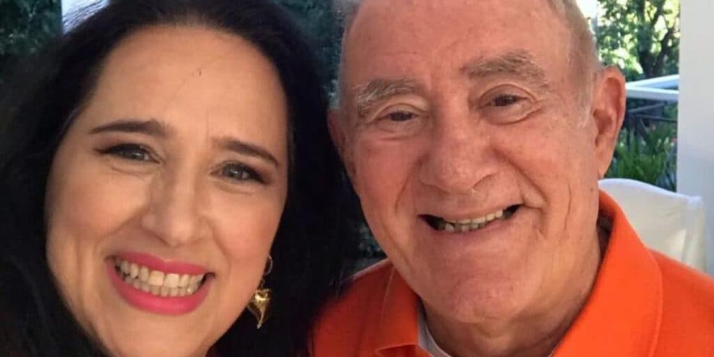 Atacada de interesseira, mulher de Renato Aragão expõe dedo na ferida e diz que ex dele ficou com os bens