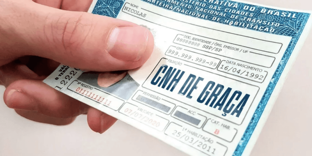 CNH de graça a lista de CPFs: Notícia excelente é dada em abril e você poder ter o documento de graça
