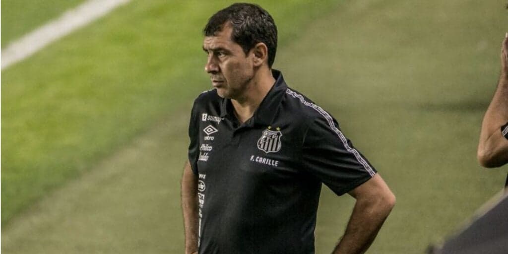 Renato, Coudet, Ramon Diaz e + passam facão no Santos: Carille se desespera com debandada de 6 craques