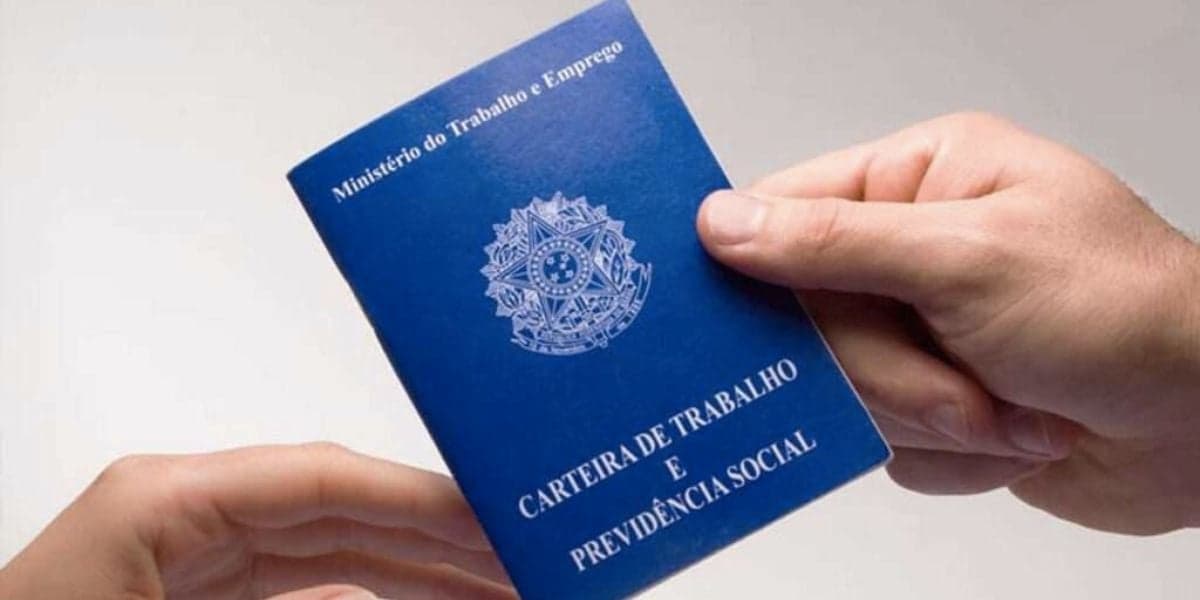 Trabalhador CLT (Reprodução/Internet)