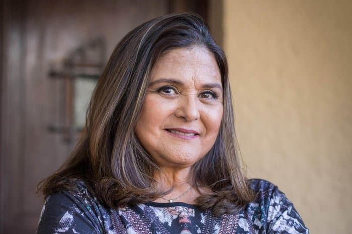 http://tvfoco.uai.com.br/wp-content/uploads/2015/05/Daniela-Mercury.jpg