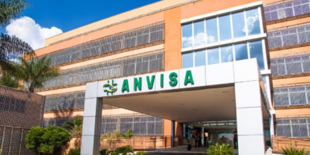 Corpo estranho encontrado: Anvisa baixa proibição contra marca de tempero que pode estar no seu armário agora
