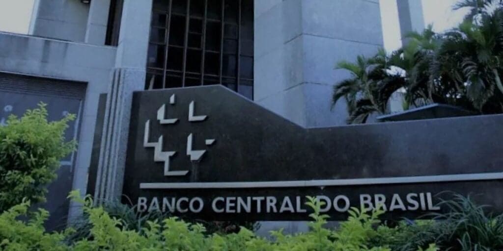 Alerta geral: Comunicado do Banco Central confirma situação drástica da poupança aos brasileiros: "Negativo"