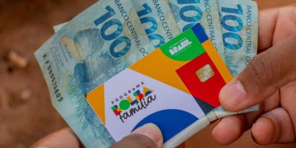 3 viradas às pressas no Bolsa Família: Atualização urgente, novo reajuste, calendário e adicionais em 2024