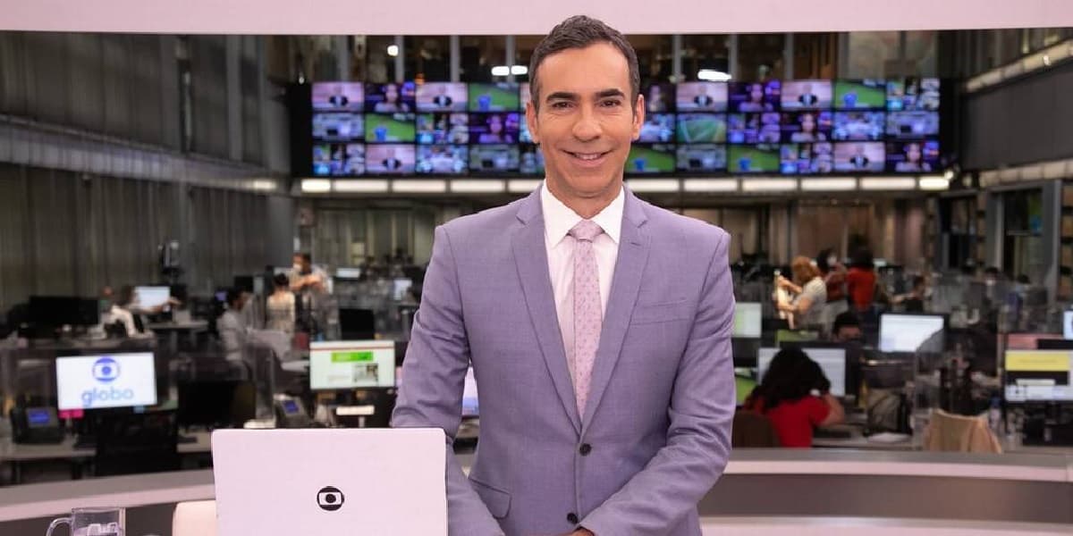 César Tralli no Jornal Hoje (Foto: Reprodução/ Internet) César Tralli no Jornal Hoje (Foto: Reprodução/ Internet)