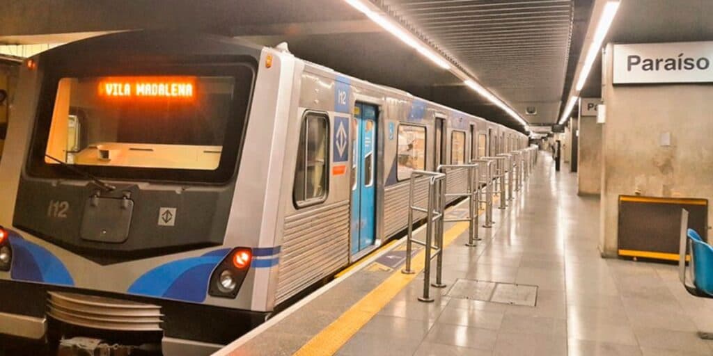 Substituto do Bilhete Único cravado, fechamento de estação no coração de SP e +: Metrô tem 3 alertas urgentes