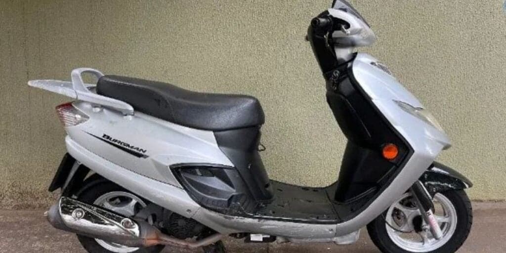 Suzuki Burgman - 2008 (Reprodução: Internet) Suzuki Burgman - 2008 (Reprodução: Internet)