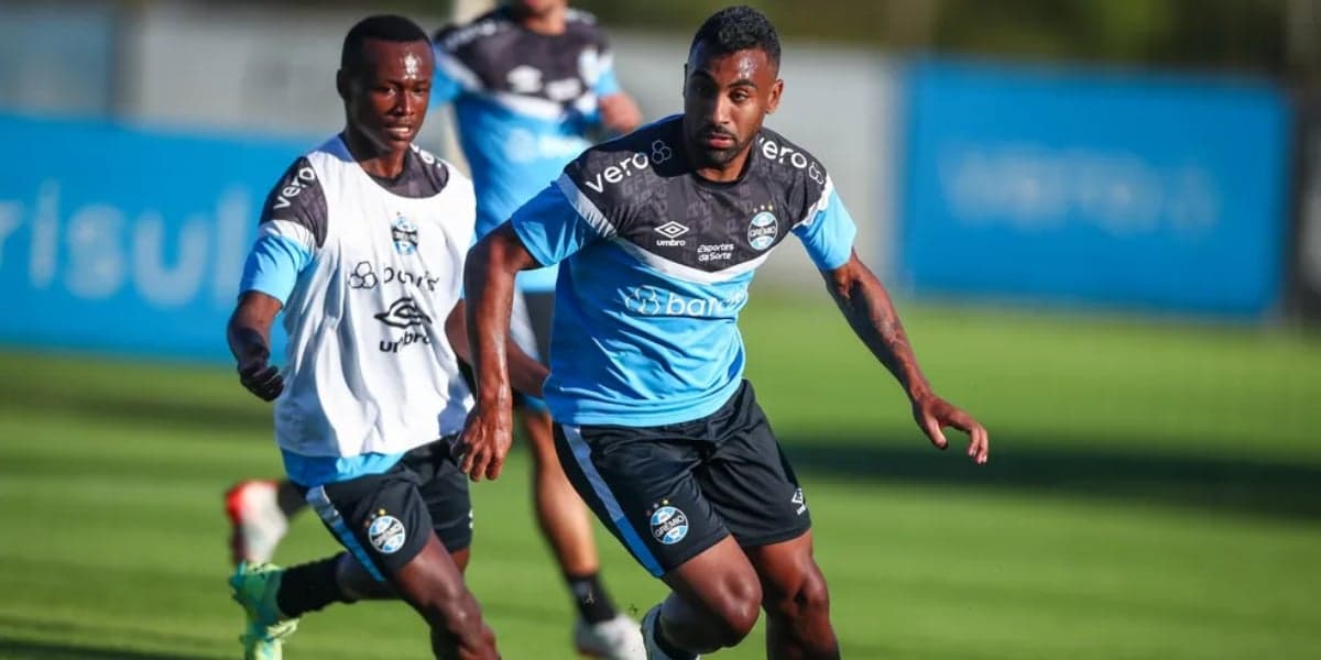 Everton Galdino é atacante (Foto: Lucas Uebel/Grêmio)