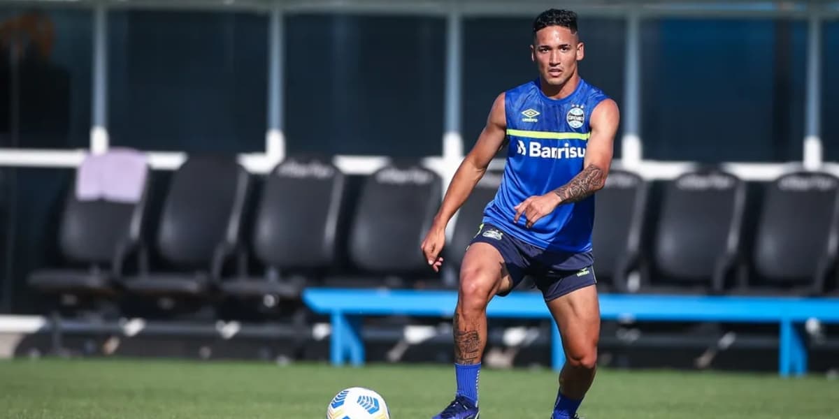 Jhonata Robert é atacante (Foto: Lucas Uebel/Grêmio)