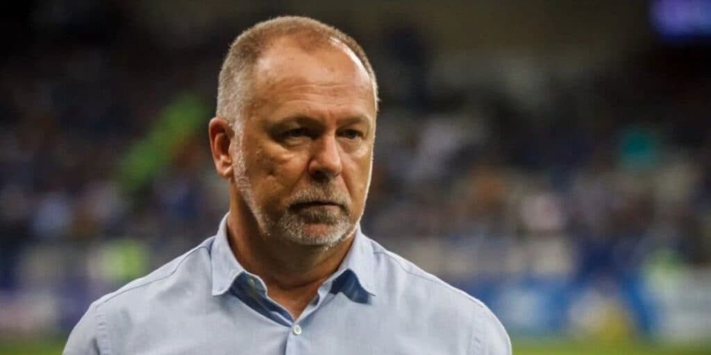 Para substituir Renato Augusto: Mano Menezes arma rasteira no Botafogo para arrancar joia e salvar 2024