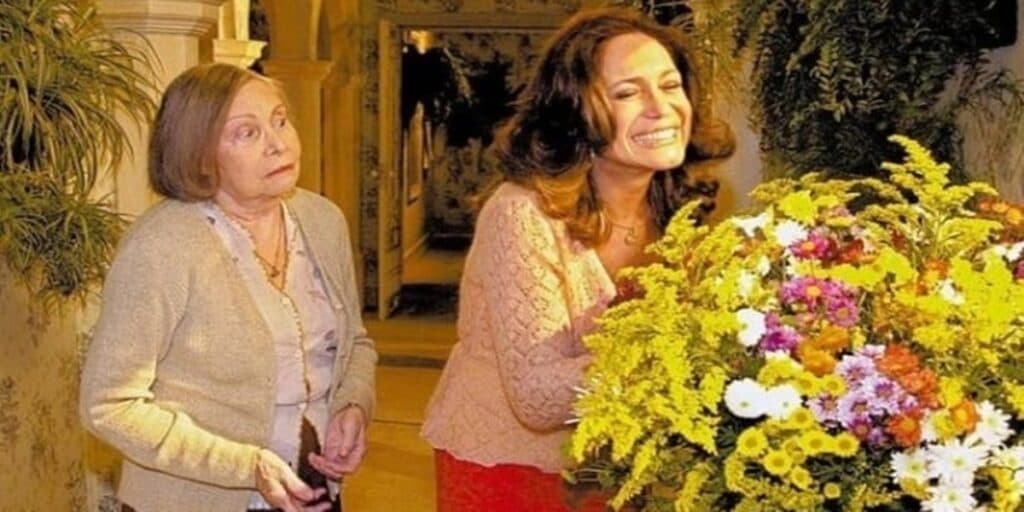 http://tvfoco.uai.com.br/wp-content/uploads/2015/05/Daniela-Mercury.jpg