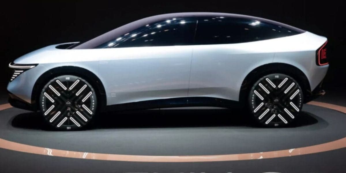 O Nissa Leaf Hatch não será mais produzido pela japonesa (Reprodução: Internet)