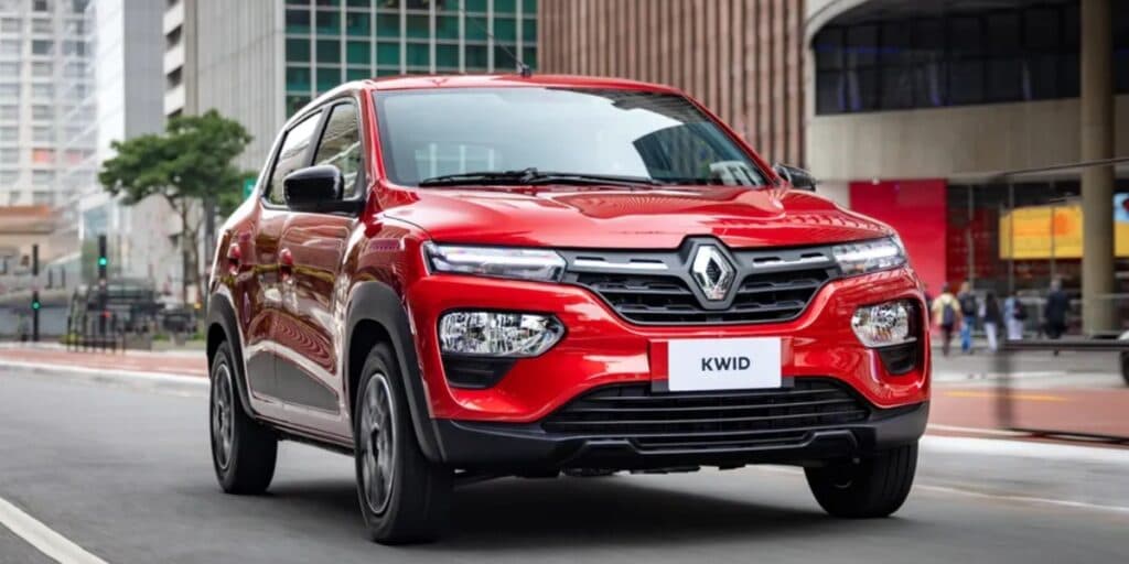 Do topo a fora dos mais vendidos: Renault Kwid despenca e é aniquilado por novo queridinho dos brasileiros