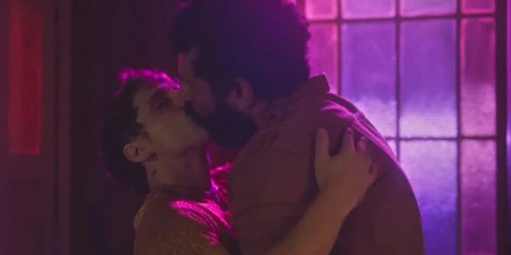 Com beijo gay, sexo selvagem e choro, Globo ressuscita horário nobre e explode: Audiências 12/12