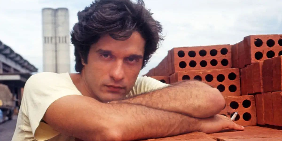 http://tvfoco.uai.com.br/wp-content/uploads/2015/05/Daniela-Mercury.jpg