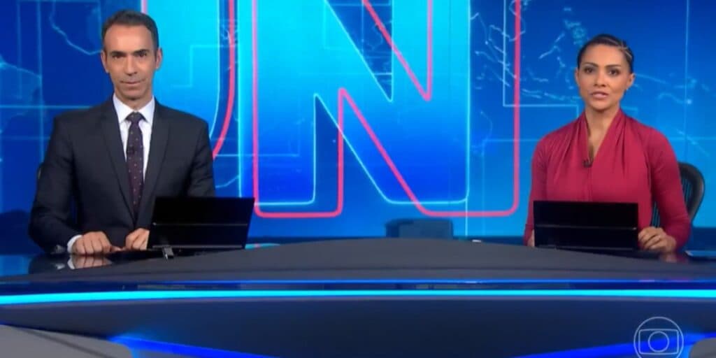 César Tralli e Aline Aguiar comandaram o Jornal Nacional (Foto: Reprodução/ Internet)