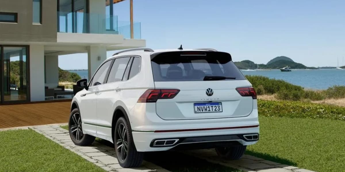 Tiguan Allspace R-Line 2023 (Foto: Divulgação/Volkswagen)