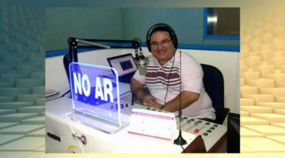 http://tvfoco.uai.com.br/wp-content/uploads/2015/05/Daniela-Mercury.jpg