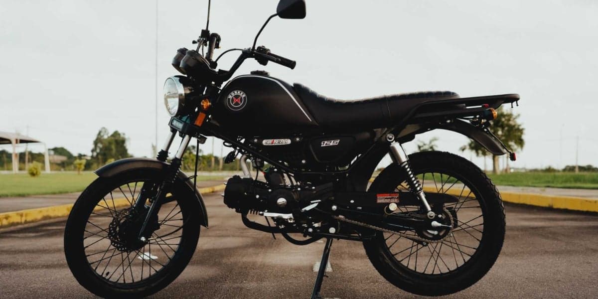 A Shineray Worker 125 é a moto mais barata do Brasil (Foto: Reprodução/ Internet)