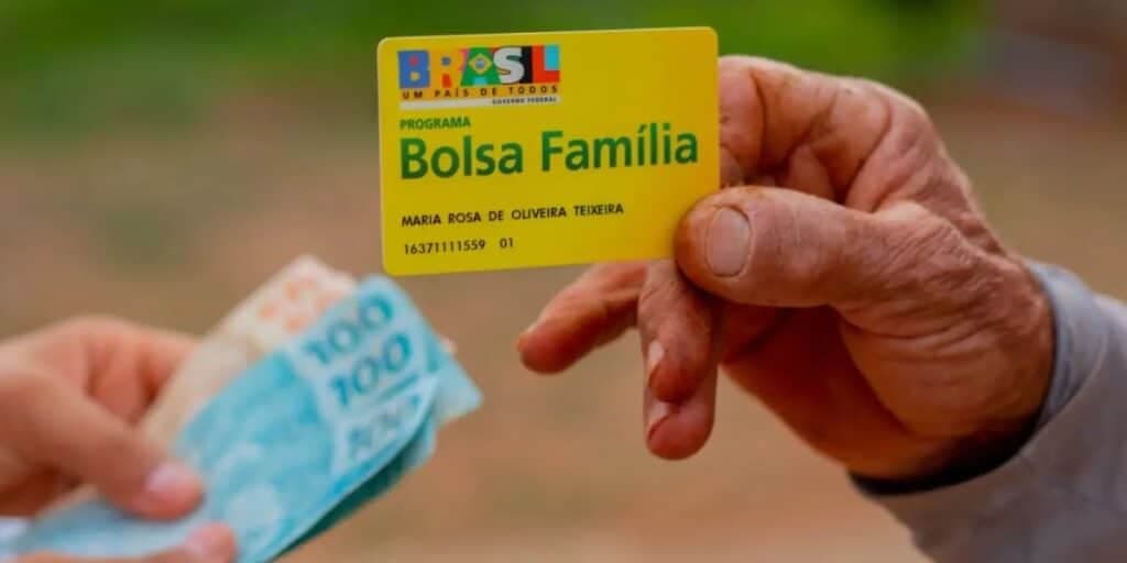 Benefício do Bolsa Família para idosos: Lei de 2024 crava pagamento espetacular em apenas 6 passos aos 60+