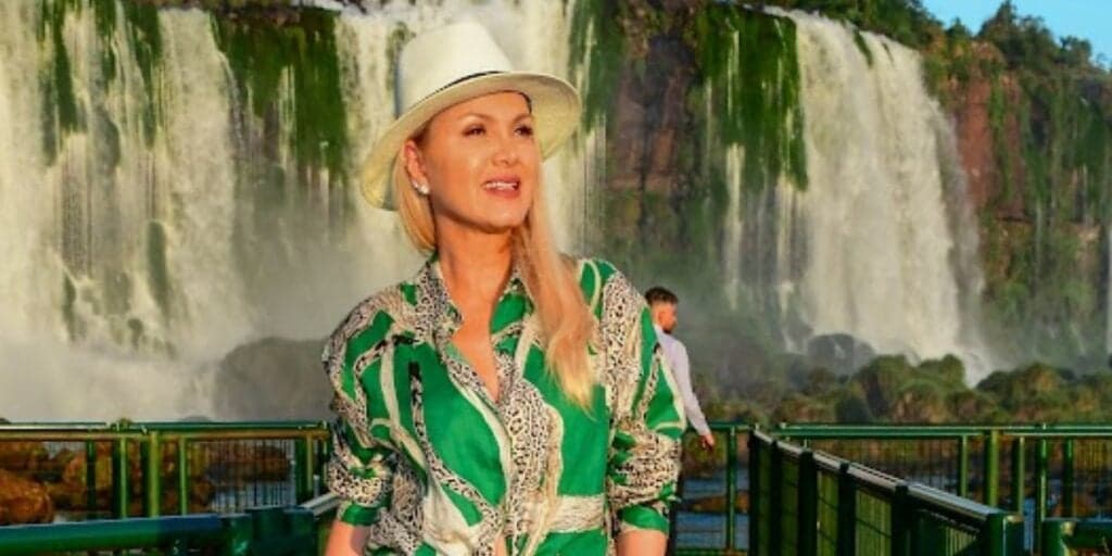 Eliana se apaixona por Cataratas do Iguaçu no primeiro programa do ano: “Não me canso de olhar"