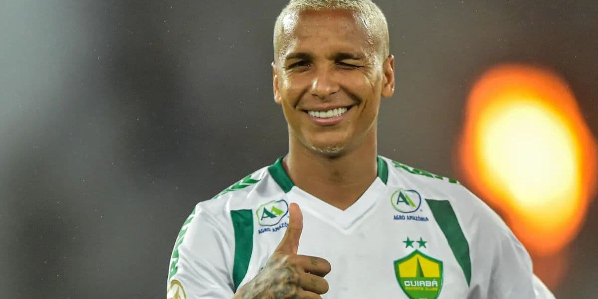 Substituto perfeito de Suárez surge como o novo 9 do Grêmio - Foto: Reprodução: Tv Foco