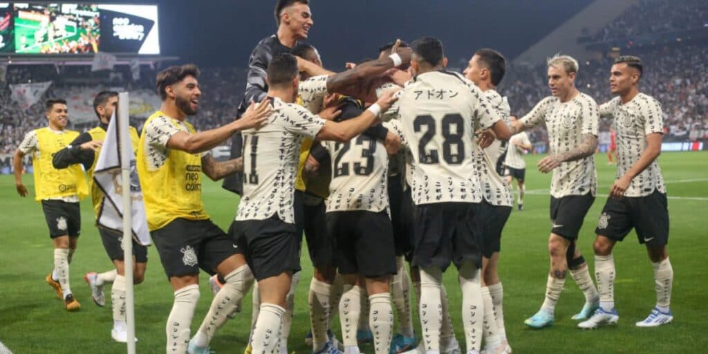 Debandada no meio campo do Corinthians: Mano dá adeus à 4° joia após Moscardo, Renato Augusto e Giuliano