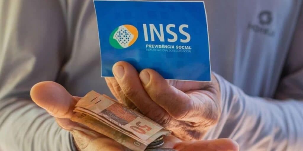 Liberado por Lula e na conta em fevereiro: Pagamento inédito do INSS finalmente chega a milhões de CPF'S