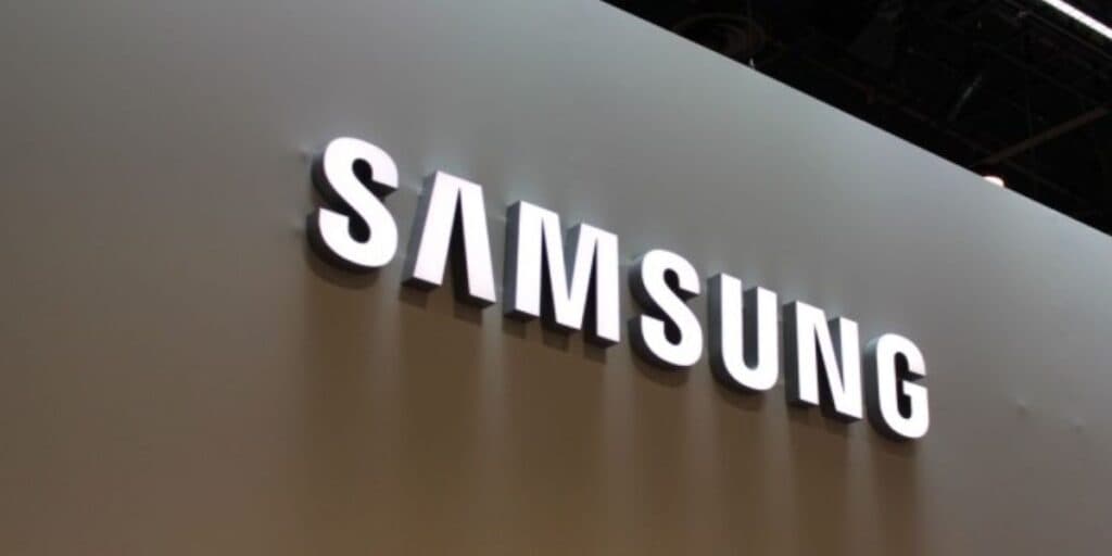 Fechamento de loja gigantesca, fim de serviço aclamado e comunicado às pressas: 3 reviravoltas da Samsung