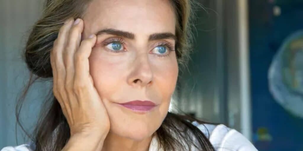 Mais potente que botox: Truque de Maitê Proença rejuvenesce 10 anos do rosto sem gastar com plástica