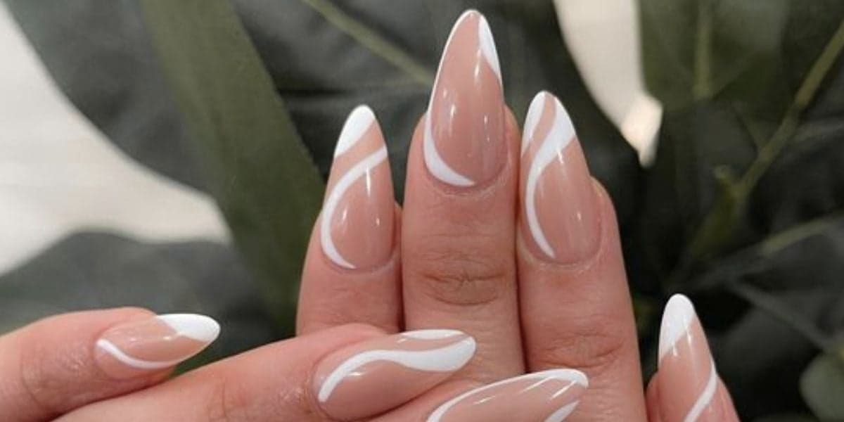 Unhas amêndoa (Foto: Reprodução / Pinterest) 