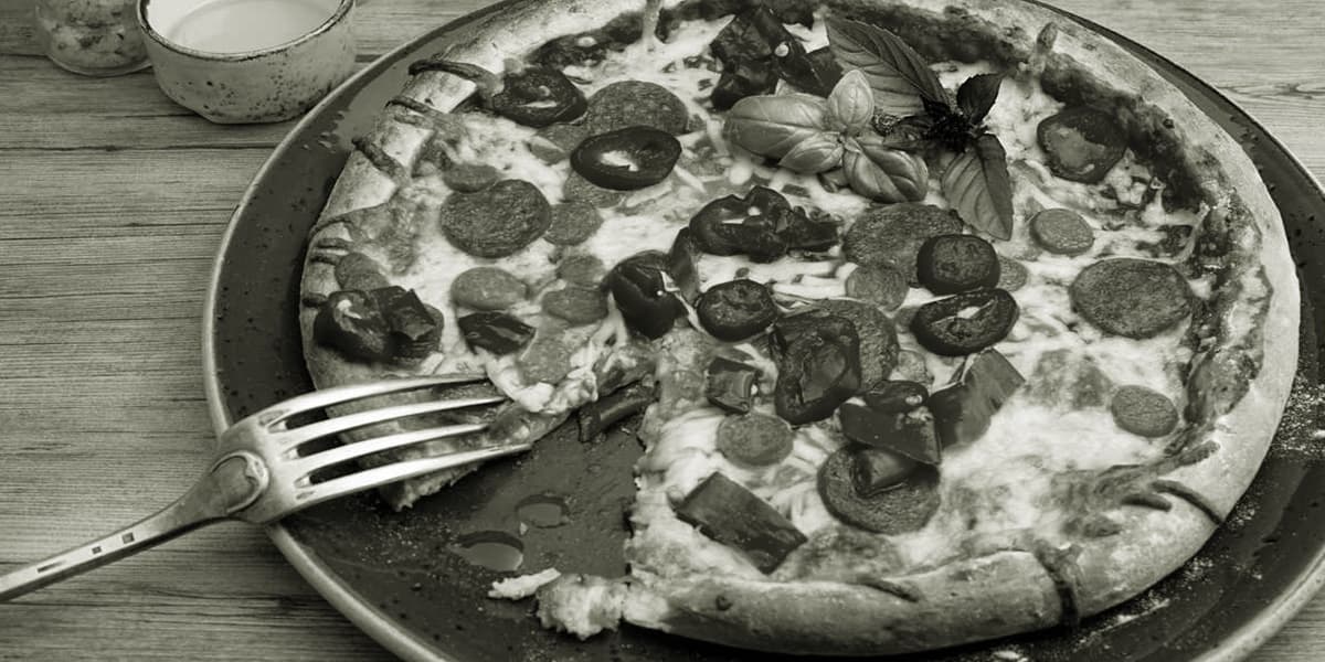 Pizzaria e outros estabelecimentos enfrentaram a falência com fechamento de unidades (Foto: Reprodução Internet) Pizzaria e outros estabelecimentos enfrentaram a falência com fechamento de unidades (Foto: Reprodução Internet)
