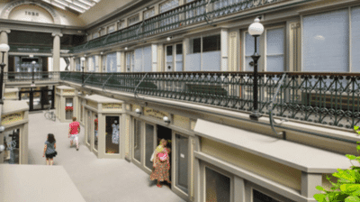 Shopping é transformado em apartamentos de baixo custo - Foto Internet