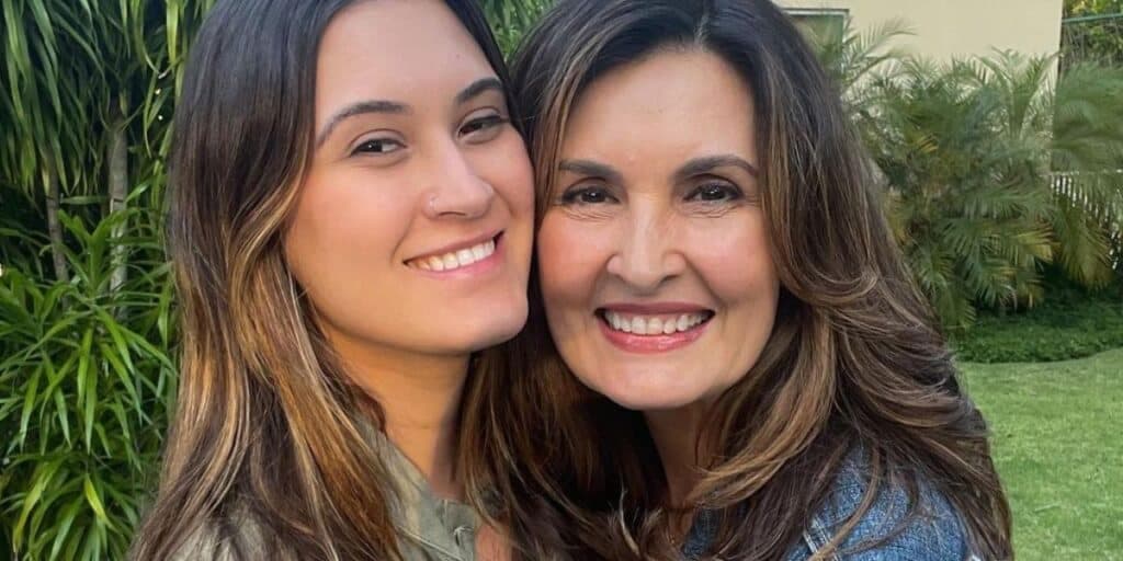 Fátima Bernardes vê filha assumindo relação aos 26 anos e fotos com amor são divulgadas: "Que assim seja"