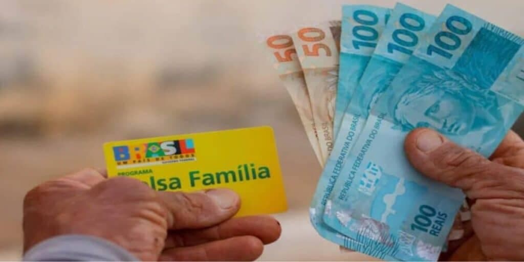 Liberação do Bolsa Família: Atenção, idosos recebem notícia e podem conseguir benefício fazendo apenas isso