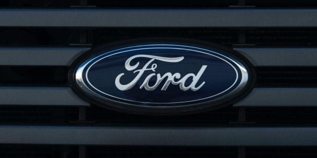 MAIS DE 20 ANOS DEPOIS: Ford ressuscita um dos carros mais populares do Brasil a partir de 2024