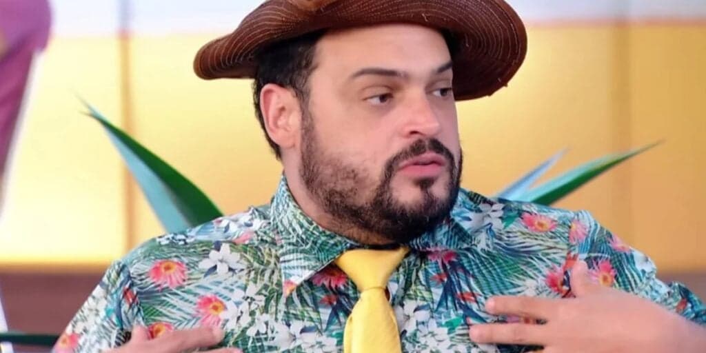 "Desligamento do SBT": Matheus Ceará anuncia saída da Praça É Nossa, após 12 anos e emite comunicado oficial