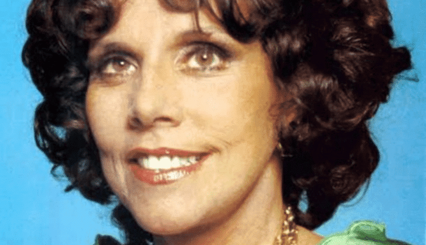 http://tvfoco.uai.com.br/wp-content/uploads/2015/05/Daniela-Mercury.jpg