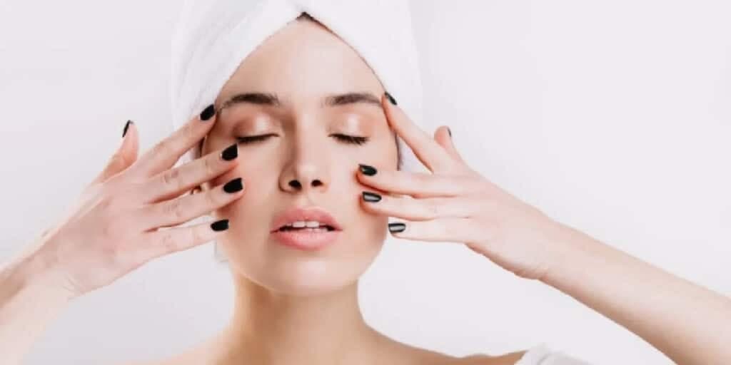 Harmonização facial caseira sem gastar NADA: Receita com 1 ingrediente rejuvenesce décadas em 2 passos