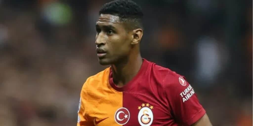 Tetê, atacante do Galatasaray - Foto: Ahmad Mora