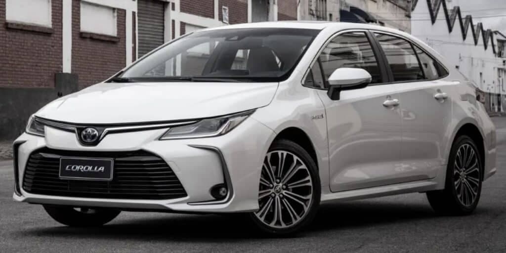 Toyota Corolla Hybrid (Foto: Reprodução / Auto Esporte / Divulgação) Toyota Corolla Hybrid (Foto: Reprodução / Auto Esporte / Divulgação)