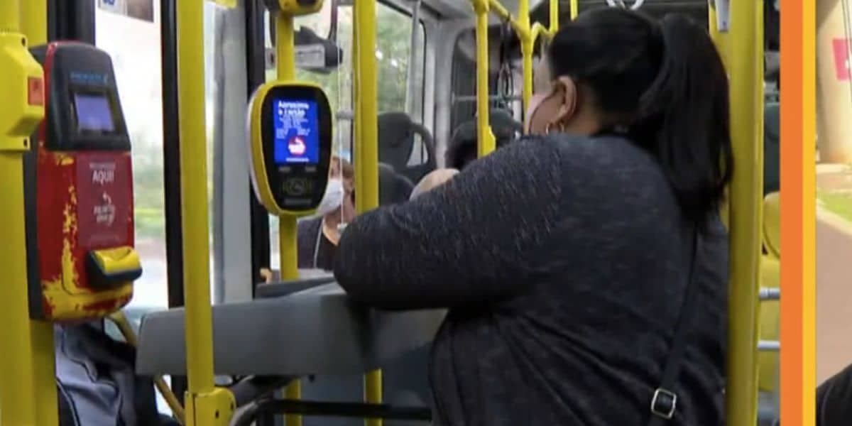 Validador e máquina do Bilhete Único (Foto: Reprodução / Globo)