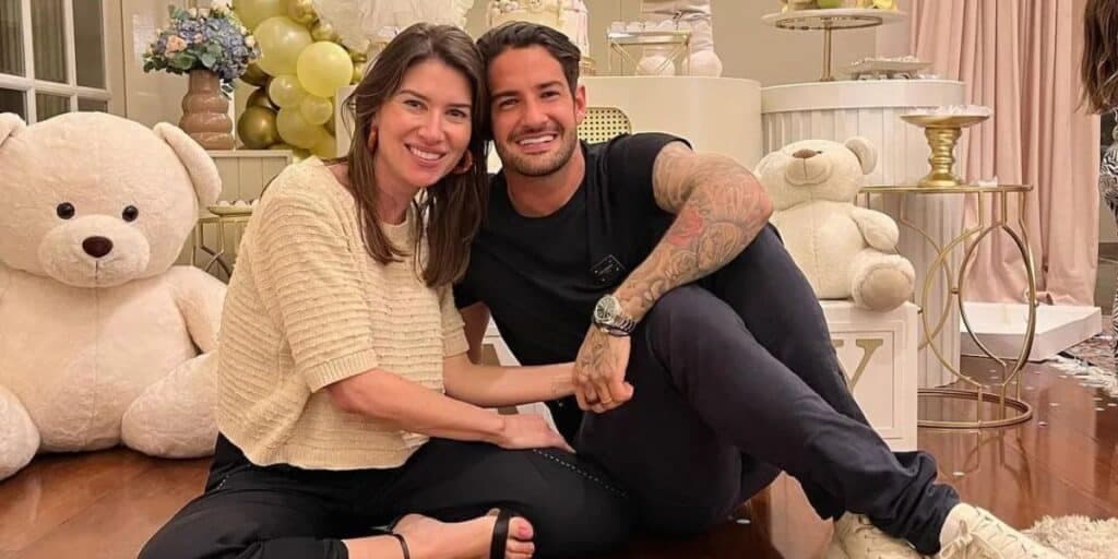 Rebeca Abravanel, Alexandre Pato