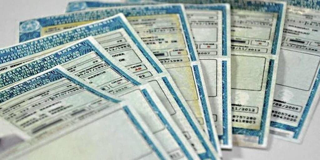 Pode ir se despedindo da CNH: Lei de trânsito em vigor libera veículos populares do documento agora em 2024