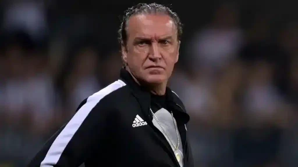 Pode ir se despedindo de António Oliveira: Retorno triunfal de Cuca tem confirmação dentro do Corinthians