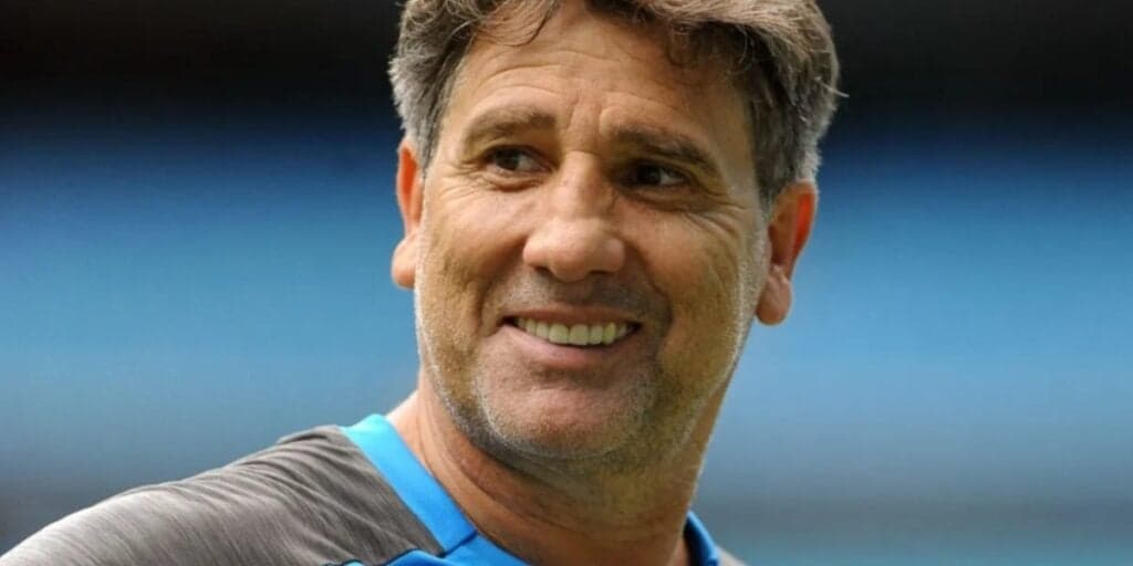 Novo camisa 9, contratinho de 3 anos: Grêmio encaminha reforço dos sonhos para 2024 e deixa Renato em festa
