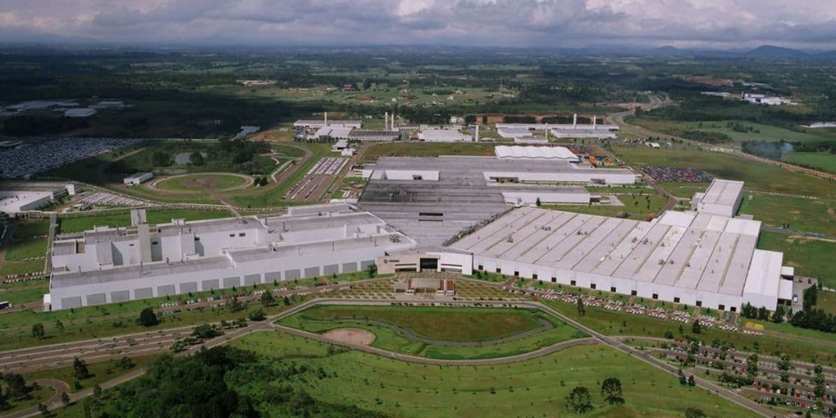 A fábrica de São José dos Pinhais ficarão fechadas até 18 de março (Reprodução: Internet) A fábrica de São José dos Pinhais ficarão fechadas até 18 de março (Reprodução: Internet)