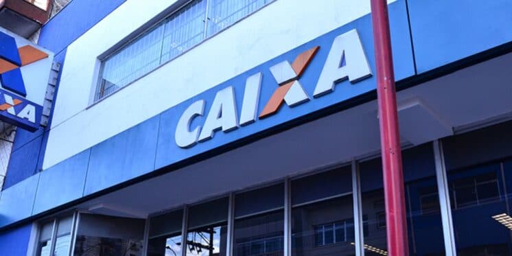 Alerta da Caixa hoje 14/03, mudança na poupança, fim de serviço e aviso crucial para quem for transferir