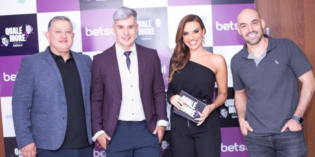 Ivan Moré estreia na RedeTV! nesta segunda-feira (11)