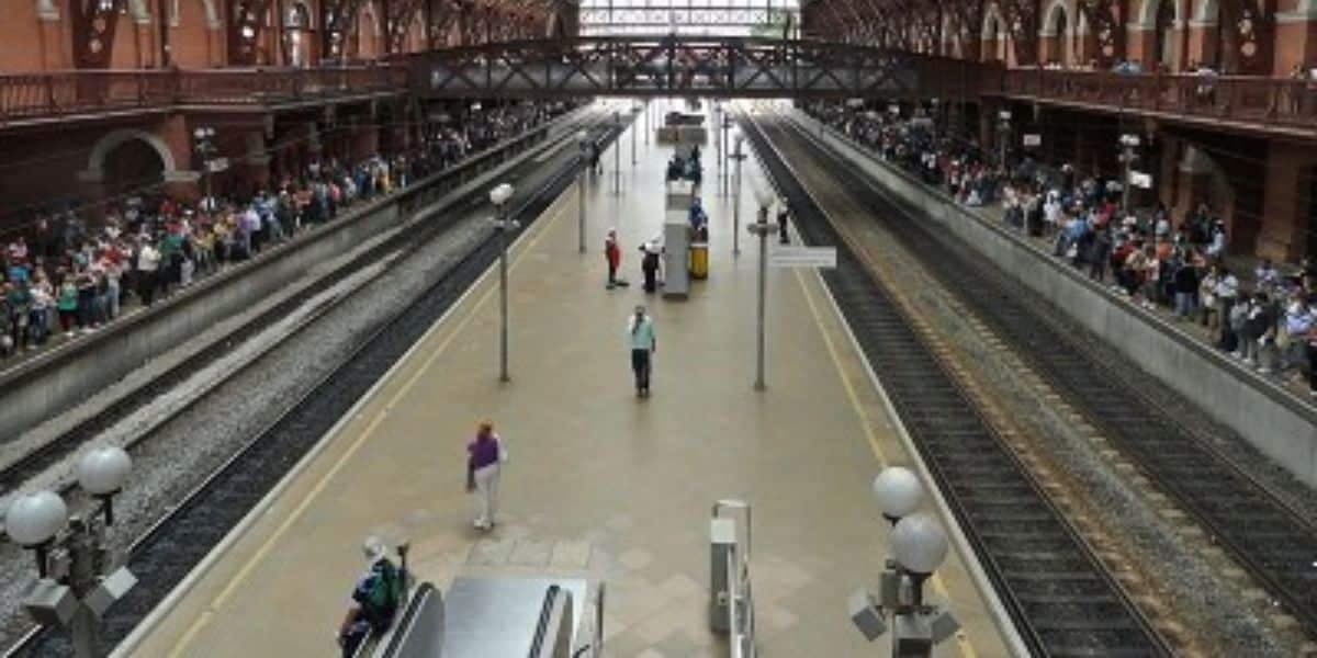 Estação da Luz é uma das mais movimentadas da cidade (Reprodução: Internet)
